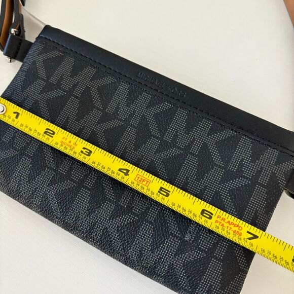 MICHAEL KORS MINI LOGO SHOULDER HANDBAG BLACK $68 NEW - Picture 7 of 9